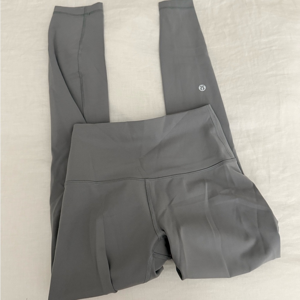 Lululmeon Charcoal Wunder Under 28” Leggings - Picture 2 of 4